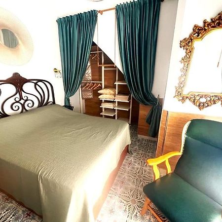 Esmeralda Apartment With Free Private Underground Parking Valencia Buitenkant foto
