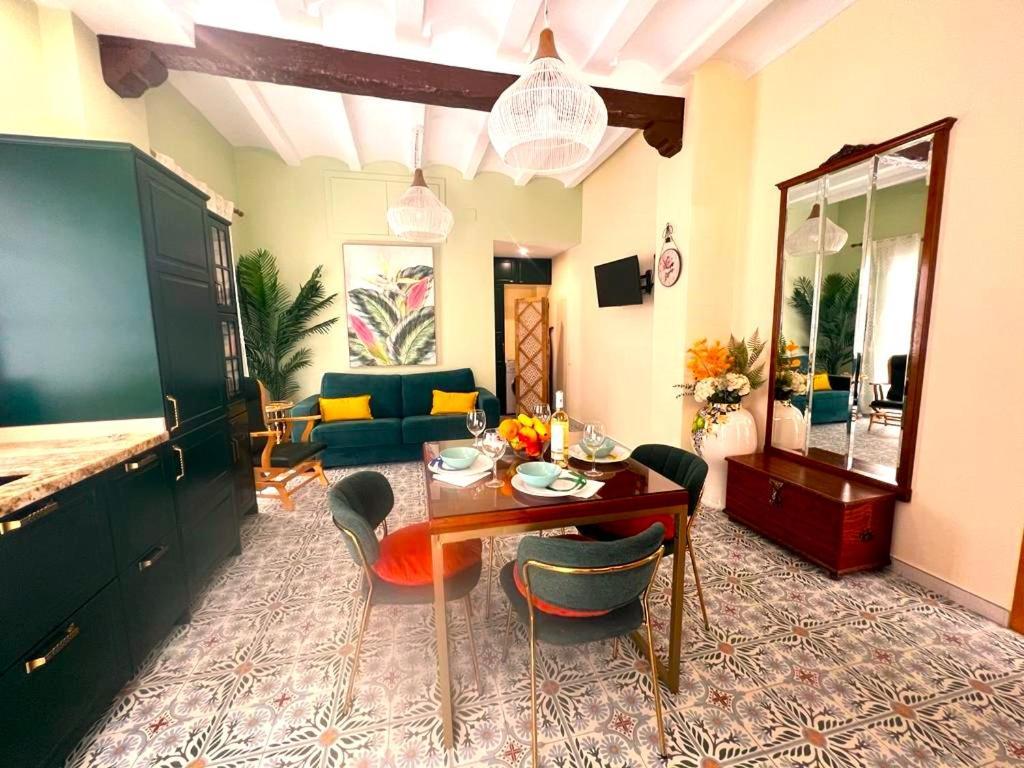 Esmeralda Apartment With Free Private Underground Parking Valencia Buitenkant foto